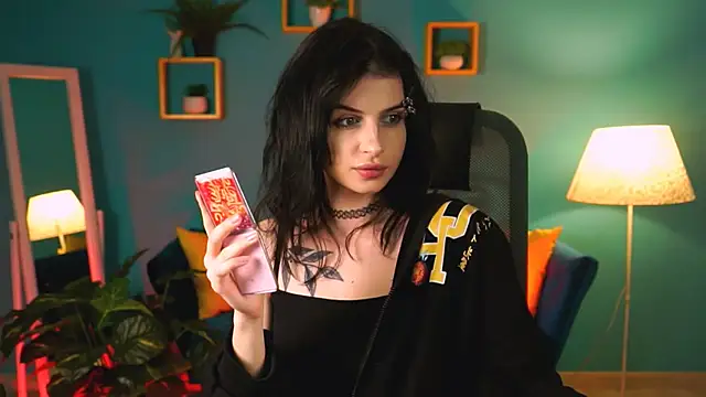 JadeCastle  online show from April 2026 05:37:02 PM