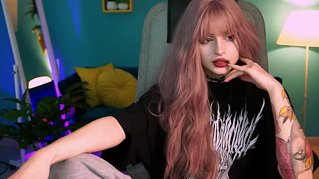 Snapshot of JadeCastle_ chatting on March 2025 08:06:02 AM JadeCastle online show from March 2025 08:06:02 AM