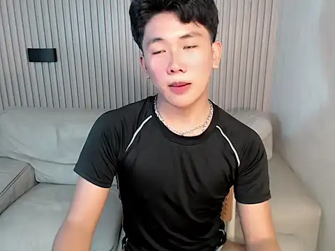 dangerzone0122 online show from December 2025 05:56:02 PM