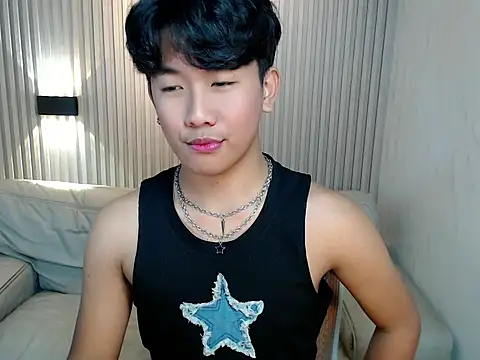 dangerzone0122 online show from November 2025 05:01:02 PM