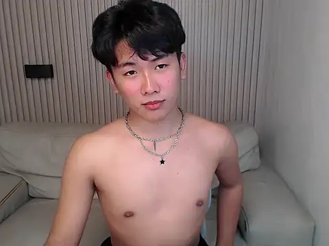 dangerzone0122 online show from February 2026 06:21:01 PM