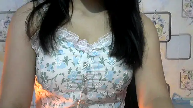 Snapshot of angel_aarna chatting on January 2025 06:16:01 PM angel aarna online show from January 2025 06:16:01 PM