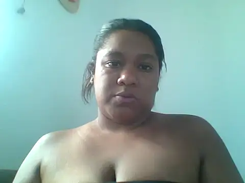 Snapshot of marrie1998 chatting on September 2025 04:53:01 PM marrie1998 online show from September 2025 04:53:01 PM