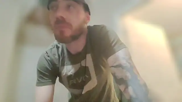 Huntzg23 online show from January 2026 11:08:01 PM