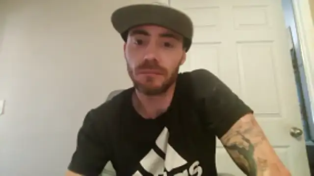 Huntzg23 online show from May 2026 06:58:01 PM