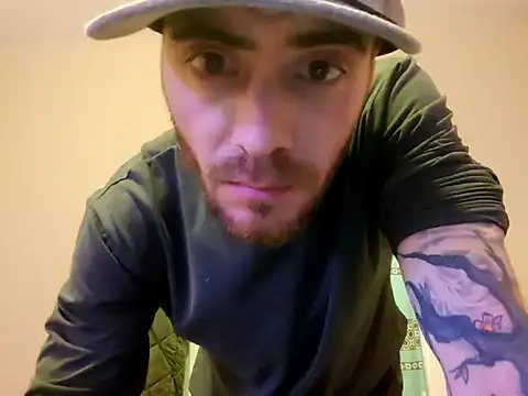 Huntzg23 online show from December 2025 08:48:02 AM