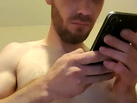 Huntzg23 online show from November 2025 02:39:01 PM