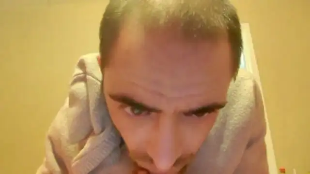 Huntzg23 online show from December 2025 06:02:02 PM