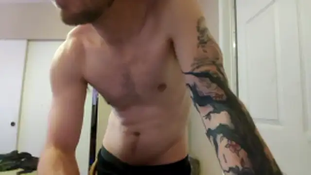 Huntzg23 online show from May 2026 05:23:01 AM