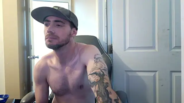 Snapshot of Huntzg23 chatting on March 2026 07:48:01 PM Huntzg23 online show from March 2026 07:48:01 PM