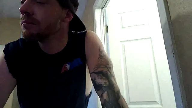 Huntzg23 online show from May 2026 05:57:02 PM