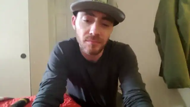 Snapshot of Huntzg23 chatting on March 2026 12:38:01 AM Huntzg23 online show from March 2026 12:38:01 AM