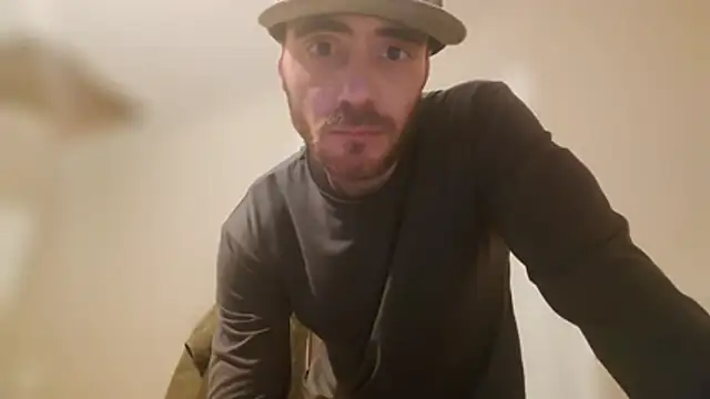 Huntzg23 online show from January 2026 07:48:01 AM