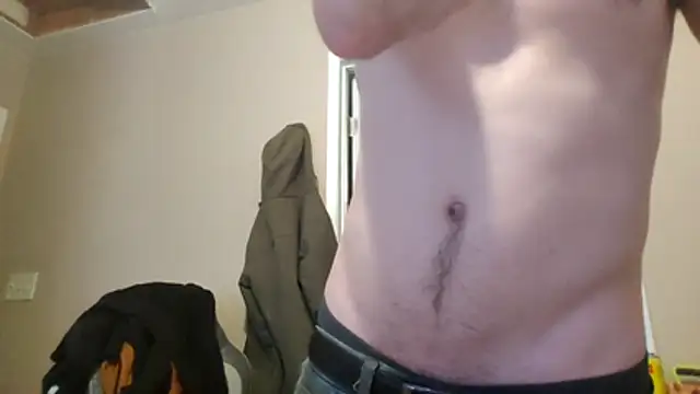 Huntzg23 online show from March 2026 08:03:01 AM