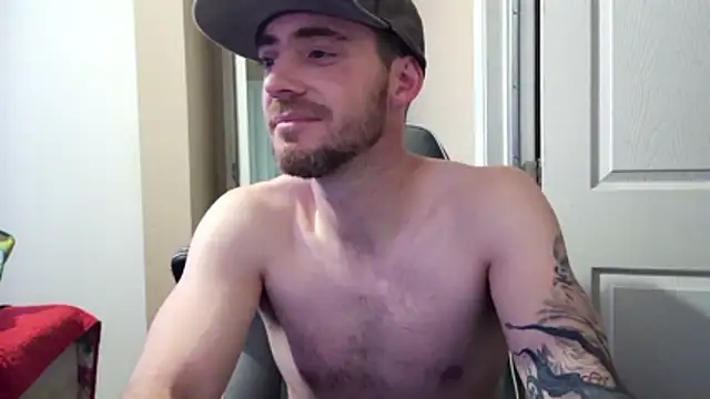 Snapshot of Huntzg23 chatting on March 2026 05:16:01 AM Huntzg23 online show from March 2026 05:16:01 AM