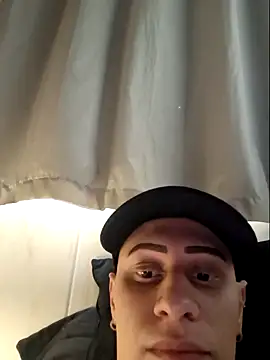 Snapshot of Leinad27 chatting on November 2025 03:16:02 PM Leinad27 online show from November 2025 03:16:02 PM