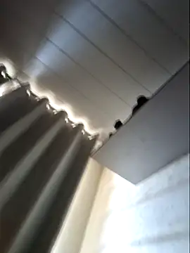 Leinad27 online show from November 2025 05:17:01 PM