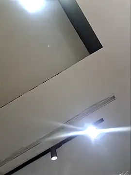 Leinad27 online show from March 2026 09:33:02 PM