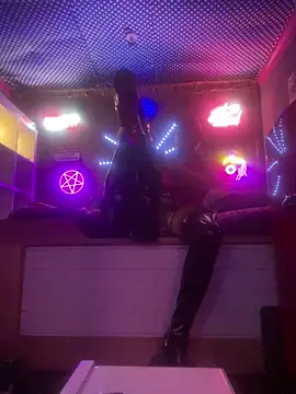 kinkycdslutsv online show from February 2025 06:37:02 PM