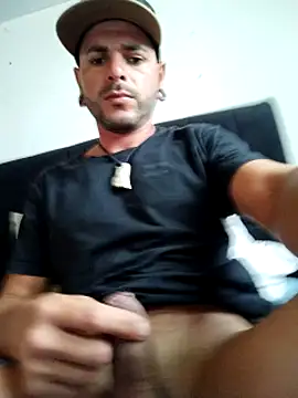 Snapshot of Pela_2 chatting on January 2025 05:31:01 PM Pela 2 online show from January 2025 05:31:01 PM