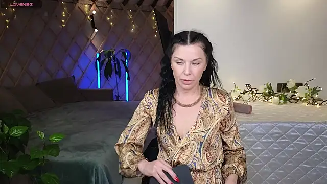 LinaJoy online show from June 2026 08:31:02 PM