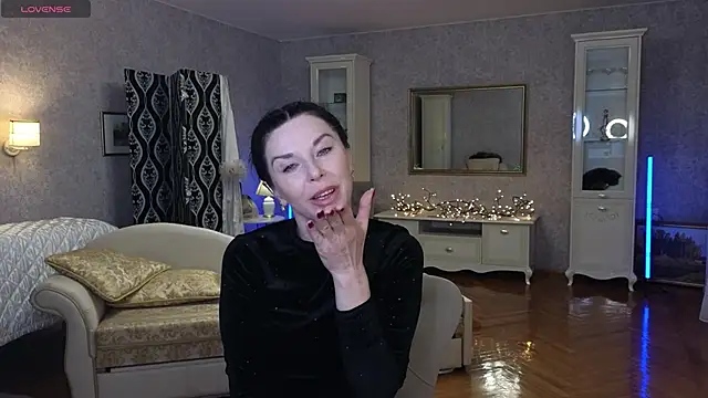 LinaJoy online show from April 2026 08:26:02 PM