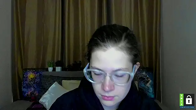 Snapshot of Alicia_redfollow chatting on October 2025 11:02:02 AM Alicia redfollow online show from October 2025 11:02:02 AM