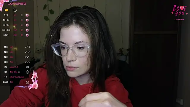 Snapshot of Alicia_redfollow chatting on March 2025 06:29:02 PM Alicia redfollow online show from March 2025 06:29:02 PM