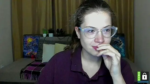 Snapshot of Alicia_redfollow chatting on October 2025 05:25:02 PM Alicia redfollow online show from October 2025 05:25:02 PM
