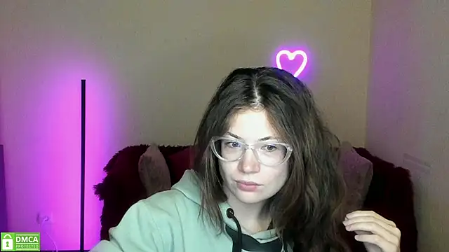 Snapshot of Alicia_redfollow chatting on September 2025 11:19:02 AM Alicia redfollow online show from September 2025 11:19:02 AM