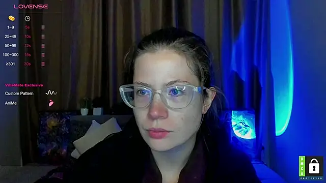 Snapshot of Alicia_redfollow chatting on October 2025 05:23:02 PM Alicia redfollow online show from October 2025 05:23:02 PM