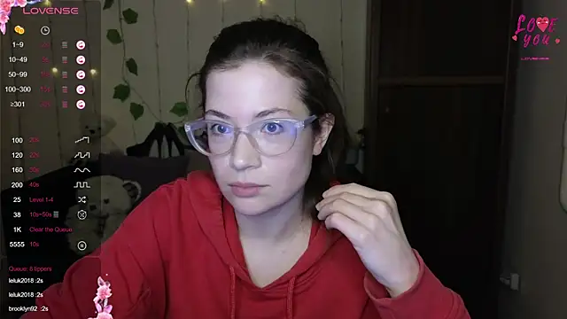 Snapshot of Alicia_redfollow chatting on March 2025 12:12:01 PM Alicia redfollow online show from March 2025 12:12:01 PM