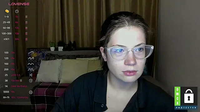 Snapshot of Alicia_redfollow chatting on September 2025 05:20:01 PM Alicia redfollow online show from September 2025 05:20:01 PM