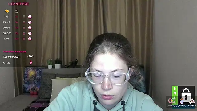 Snapshot of Alicia_redfollow chatting on September 2025 05:13:02 PM Alicia redfollow online show from September 2025 05:13:02 PM
