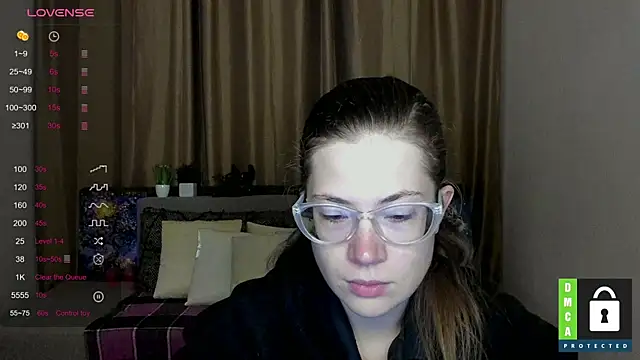 Snapshot of Alicia_redfollow chatting on October 2025 11:25:01 AM Alicia redfollow online show from October 2025 11:25:01 AM
