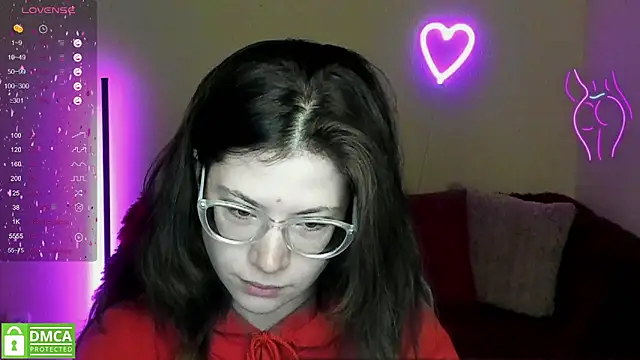 Snapshot of Alicia_redfollow chatting on March 2025 06:32:02 AM Alicia redfollow online show from March 2025 06:32:02 AM