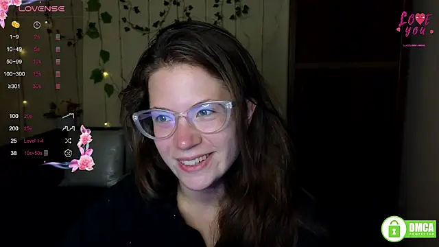 Snapshot of Alicia_redfollow chatting on September 2025 11:28:01 AM Alicia redfollow online show from September 2025 11:28:01 AM