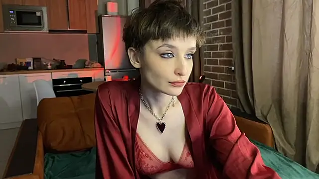 Snapshot of Cristmass_princess chatting on February 2025 09:24:01 AM Cristmass princess online show from February 2025 09:24:01 AM