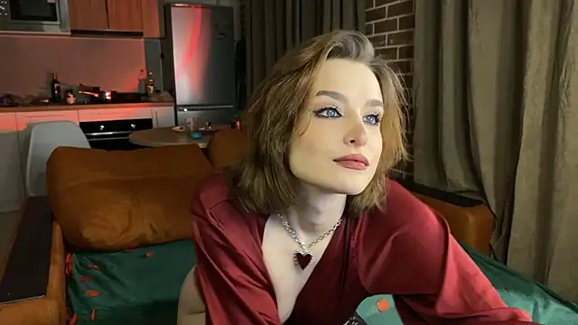 Snapshot of Cristmass_princess chatting on February 2025 11:21:02 PM Cristmass princess online show from February 2025 11:21:02 PM