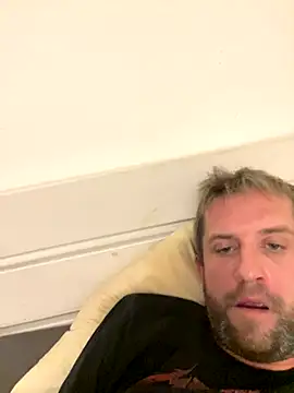 Fuss04 online show from November 2025 04:22:02 PM