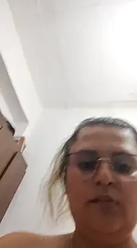 Miss balloonsmila online show from January 2025 03:07:01 AM