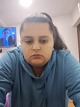 Miss balloonsmila online show from October 2025 01:18:01 AM