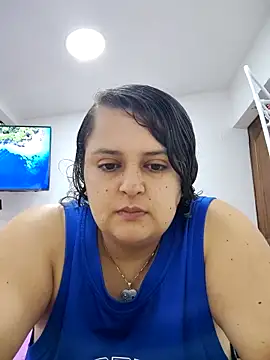 Miss balloonsmila online show from November 2025 05:41:01 AM