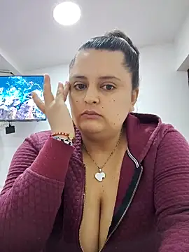 Miss balloonsmila online show from October 2025 03:49:02 AM