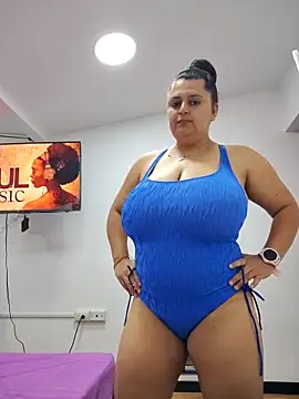 Miss balloonsmila online show from October 2025 05:30:02 AM