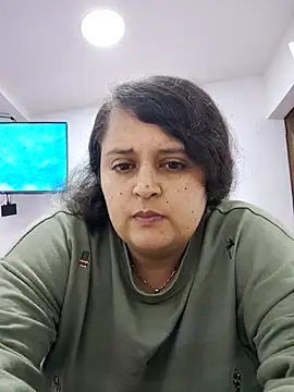 Miss balloonsmila online show from December 2025 05:09:02 AM