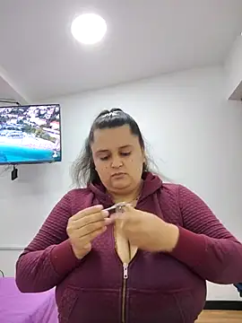 Miss balloonsmila online show from October 2025 03:20:02 AM