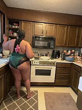 Snapshot of InterRacialFacial7296 chatting on June 2026 12:44:02 PM InterRacialFacial7296 online show from June 2026 12:44:02 PM