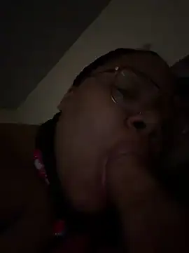 Snapshot of InterRacialFacial7296 chatting on June 2026 09:09:01 PM InterRacialFacial7296 online show from June 2026 09:09:01 PM