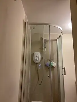 Snapshot of Daddyjohnoo chatting on December 2024 06:38:02 PM Daddyjohnoo online show from December 2024 06:38:02 PM